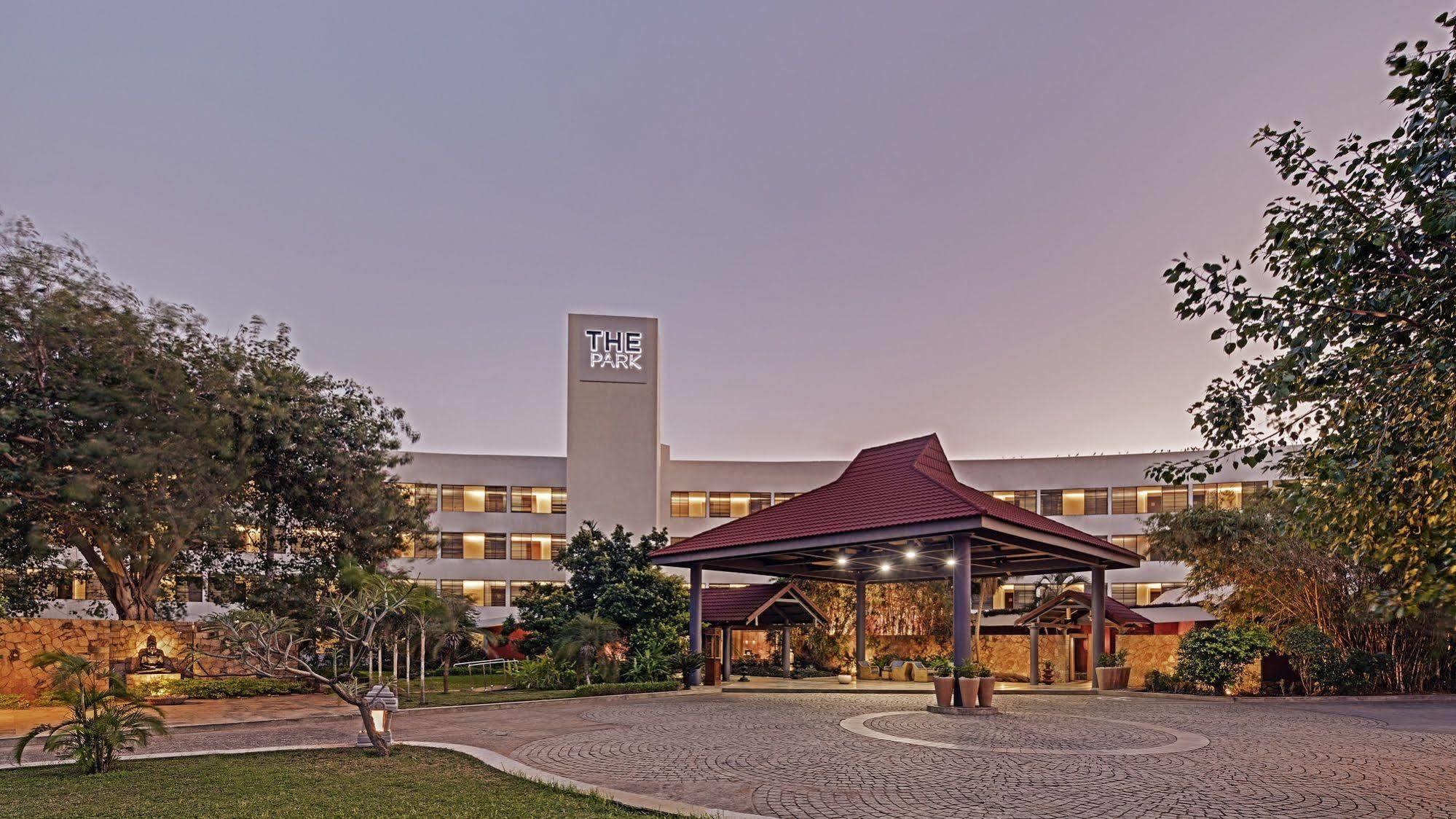 Hotel The Park Visakhapatnam Exterior foto